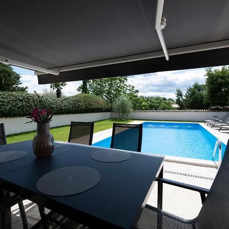 Casa Lampadina With Private Pool Villa Vižinada