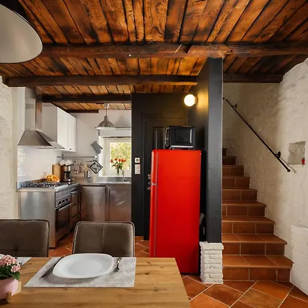 Casa Lampadina With Private Pool