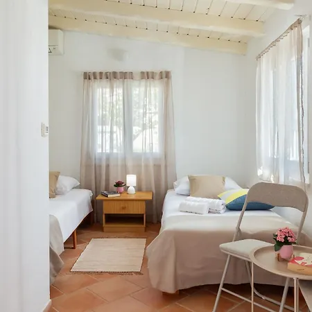 Casa Lampadina With Private Pool Villa *