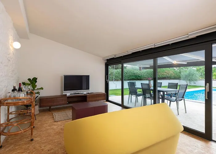 Casa Lampadina With Private Pool Vižinada